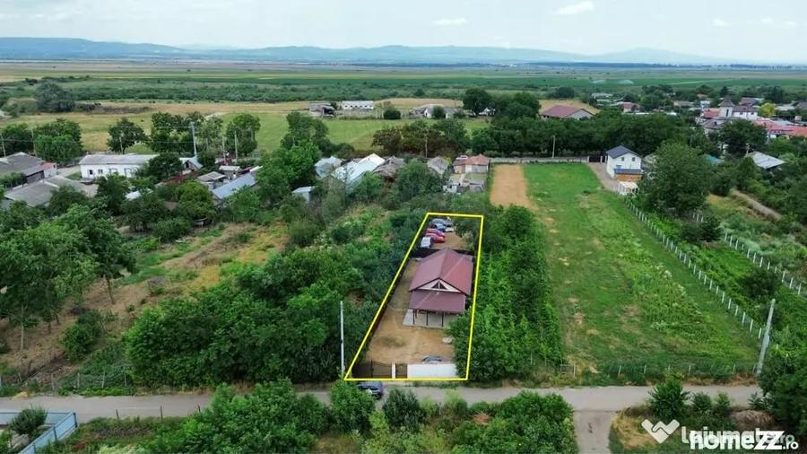 Casă cu 2 camere cu Teren 610 Mp în Armeni