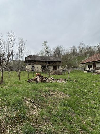 Spațiu comercial, în Pietrari
