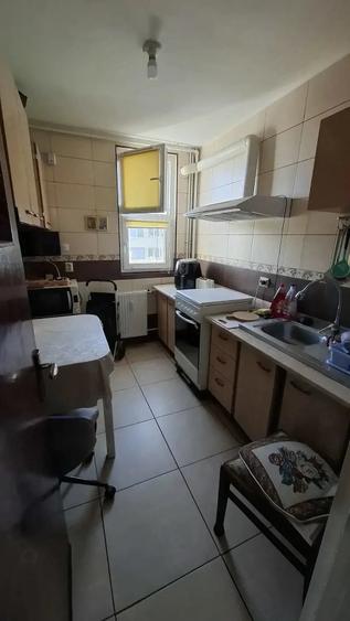 Apartament cu 2 camere decomandat în Drumul Taberei