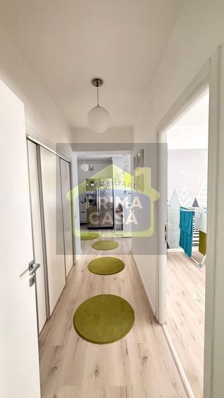 Apartament cu 3 camere semidecomandat în Ultracentral