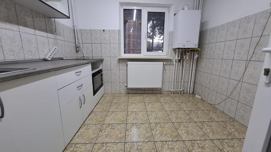 Apartament cu 2 camere în Km 5