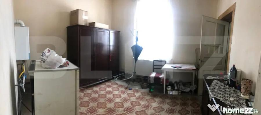 Casă cu 4 camere cu Teren 3920 Mp în Ulmi
