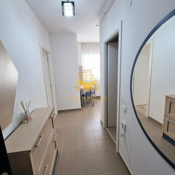 Garsonieră decomandată în Central