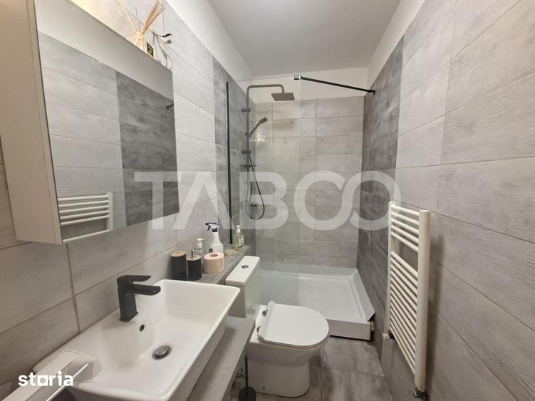 Apartament cu 2 camere decomandat în Ștrand