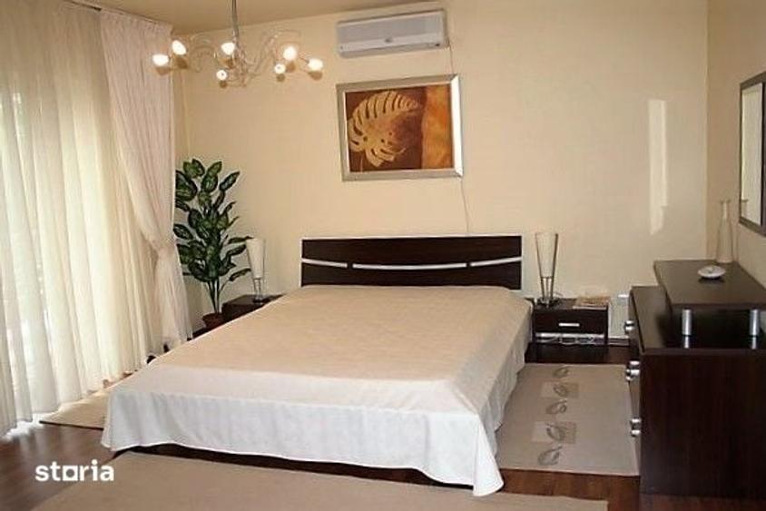 Casă cu 6 camere cu Teren 640 Mp în Central