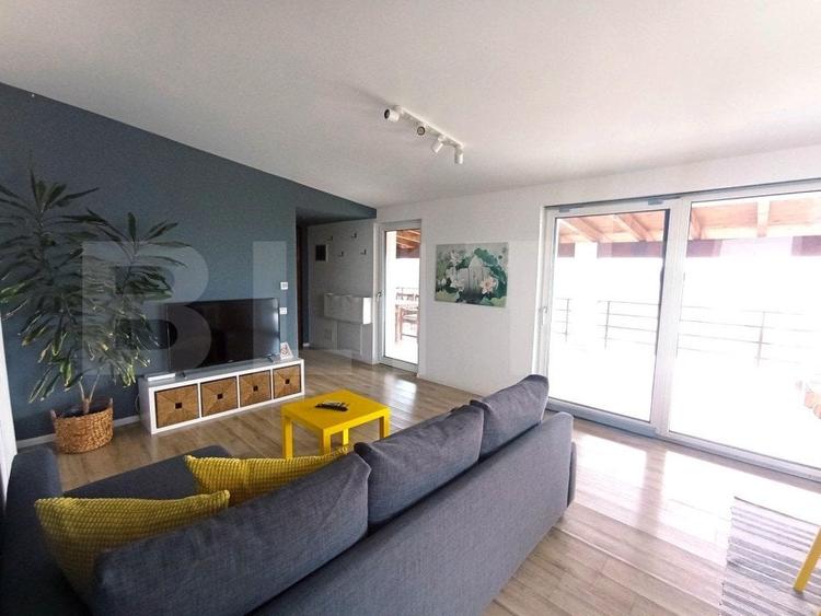 Apartament cu 3 camere semidecomandat, mobilat în Timocului-Șaguna