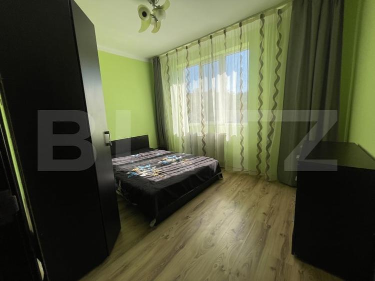Apartament cu 3 camere decomandat, mobilat în Central