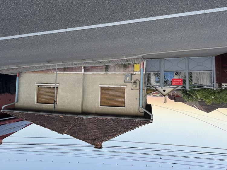 Casă cu 3 camere cu Teren 880 Mp în Central