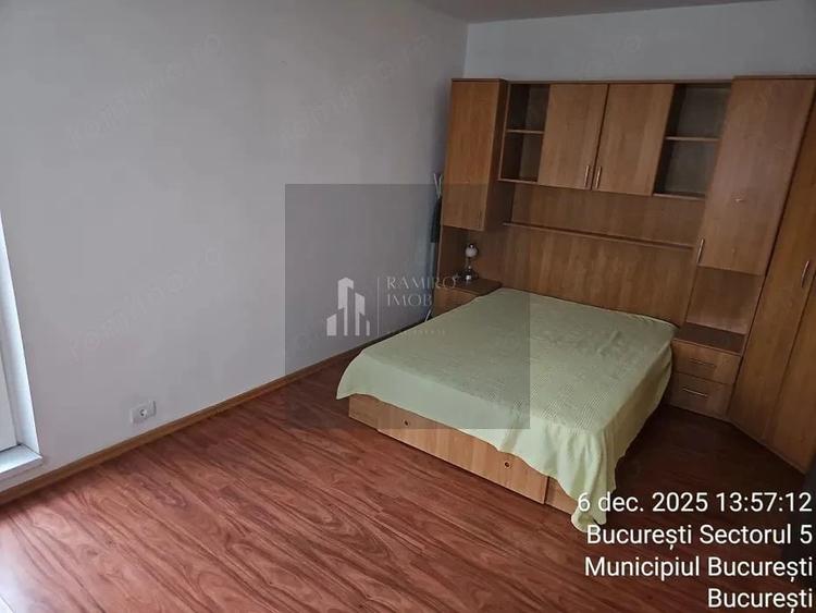 Apartament cu 2 camere decomandat în Ferentari