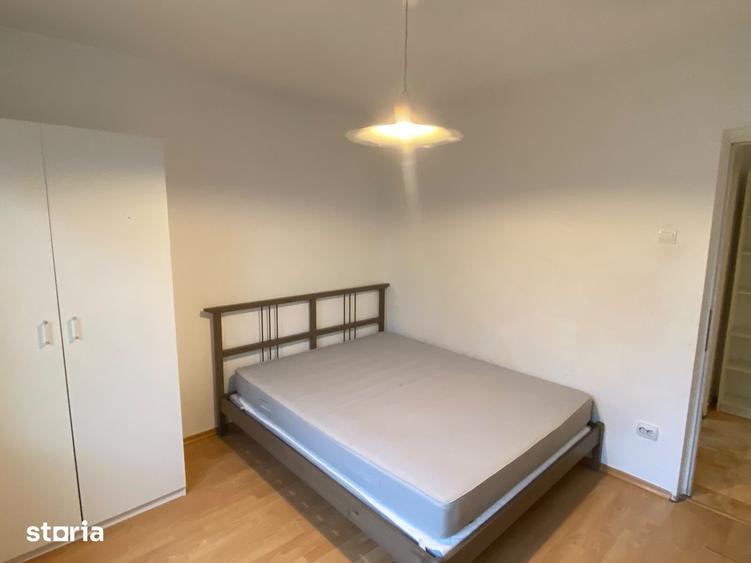Apartament cu 3 camere decomandat, mobilat în Tineretului