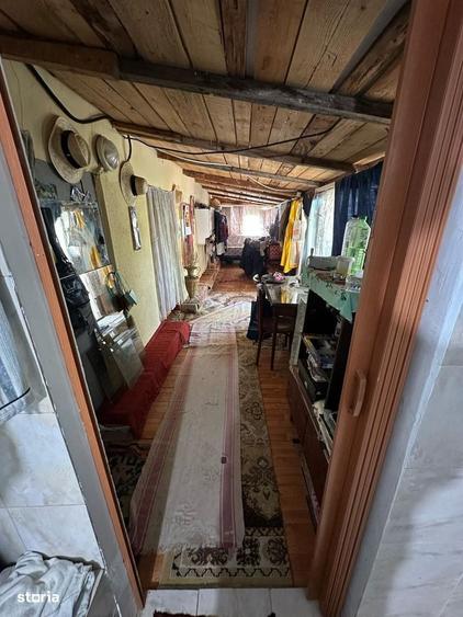 Casă cu 4 camere cu Teren 1422 Mp în Alexeni