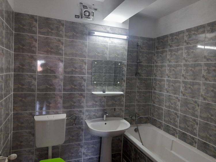 Apartament cu 2 camere decomandat în Zorilor