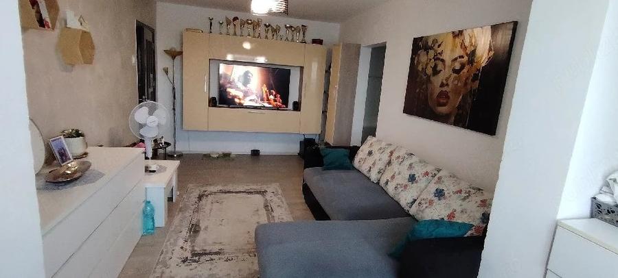Apartament cu 2 camere semidecomandat în Vest