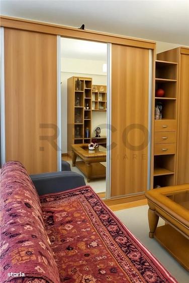 Apartament cu 3 camere decomandat în Lotus