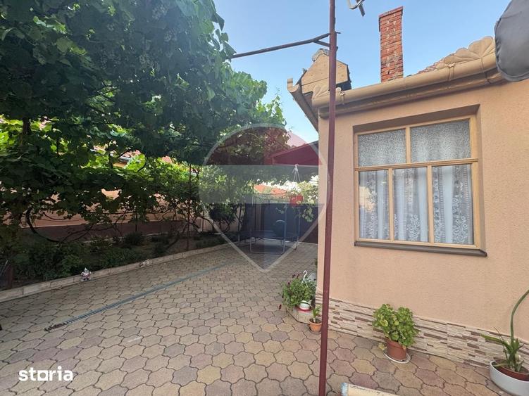 Casa cu 1439 mp teren Semlac la 37 km de Arad ( 2 cai de acces) - 11