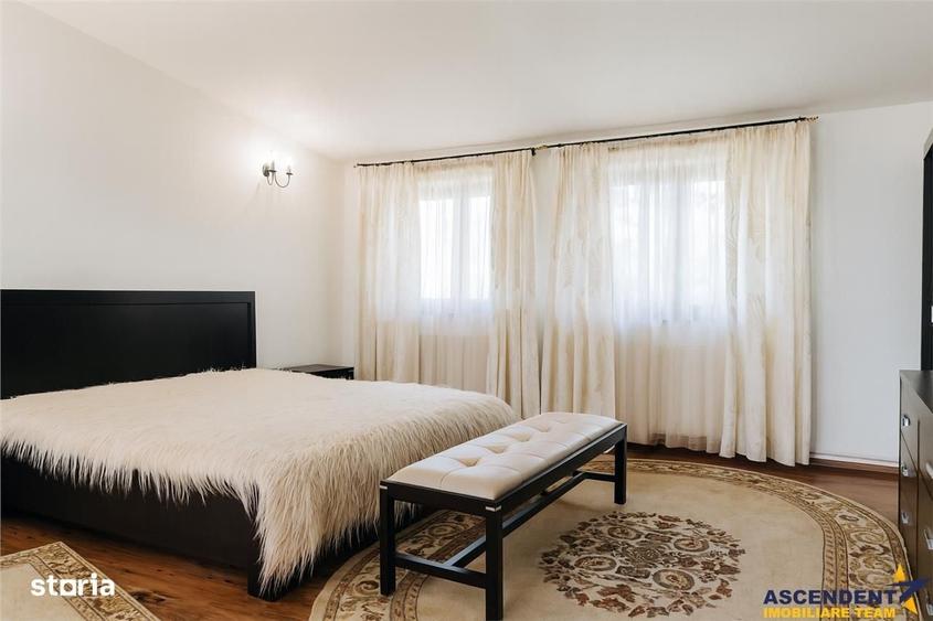 Casă cu 4 camere cu Teren 660 Mp în Rucăr
