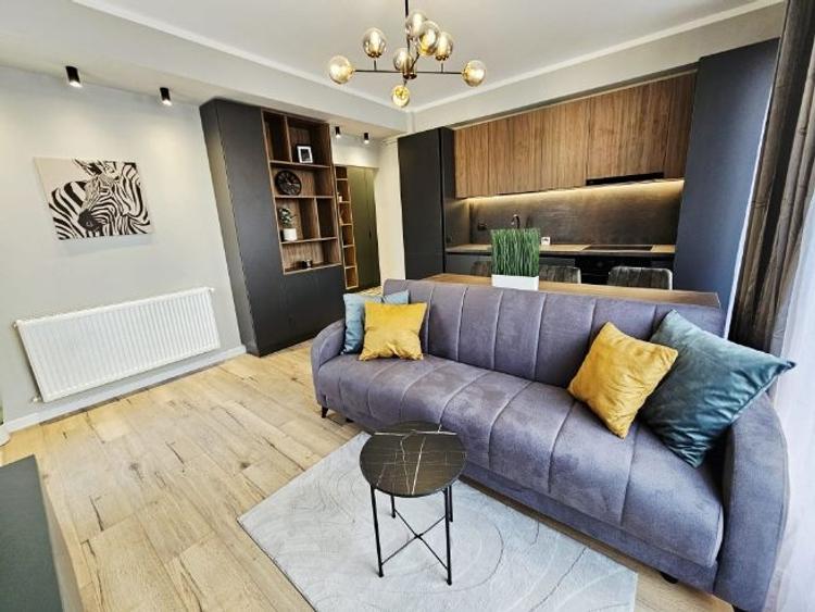 Apartament cu 2 camere semidecomandat în Florești