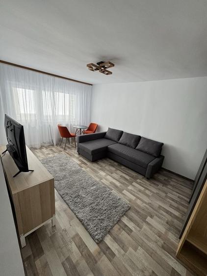 Garsonieră decomandată în Căzănești (Ghioroiu)