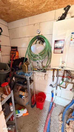Casa cu 4 camere, renovata complet, Sanmartinu Sarbesc - 8