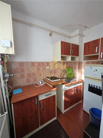 Garsonieră semidecomandată, mobilată în Complex Studențesc