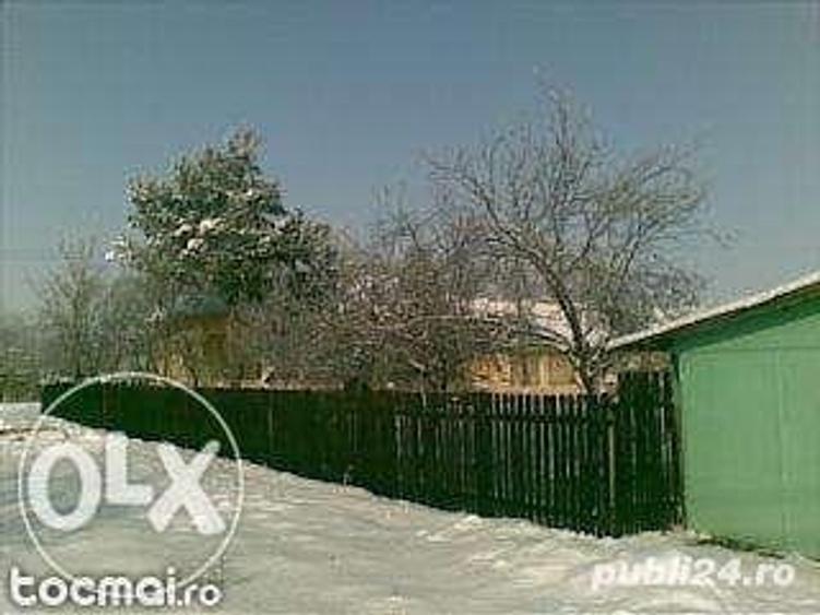Casă cu 5 camere cu Teren 1300 Mp în Oncești