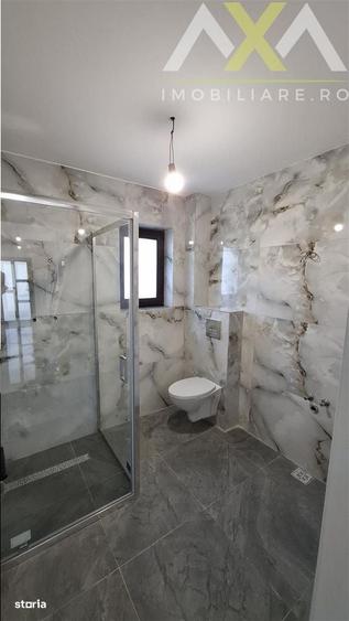Casă cu 4 camere în Uricani