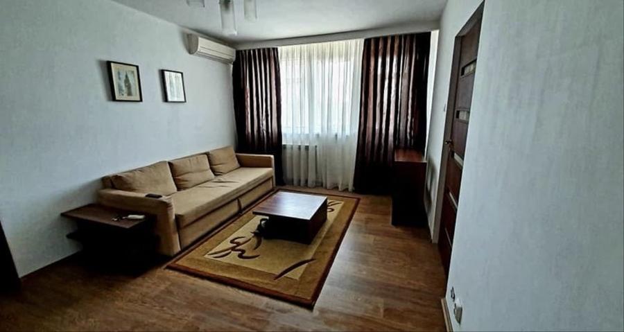 Apartament cu 2 camere semidecomandat în Grivița
