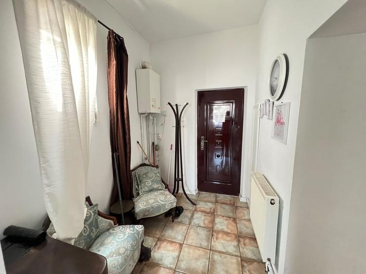 Apartament cu 2 camere decomandat, mobilat în Brașovul Vechi