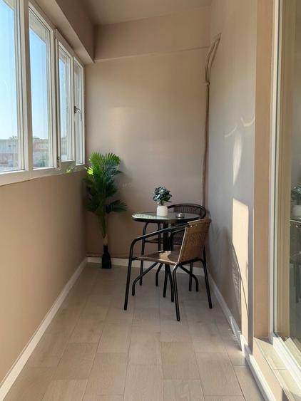Apartament cu 2 camere decomandat în Uverturii
