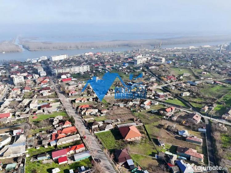 Casă cu 4 camere cu Teren 1376 Mp în Mahmudia