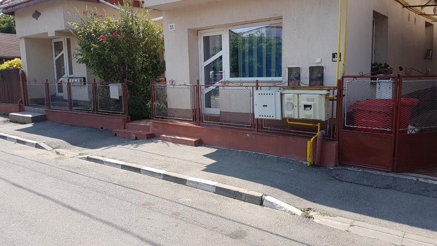Birou, de 22 mp, în Nord