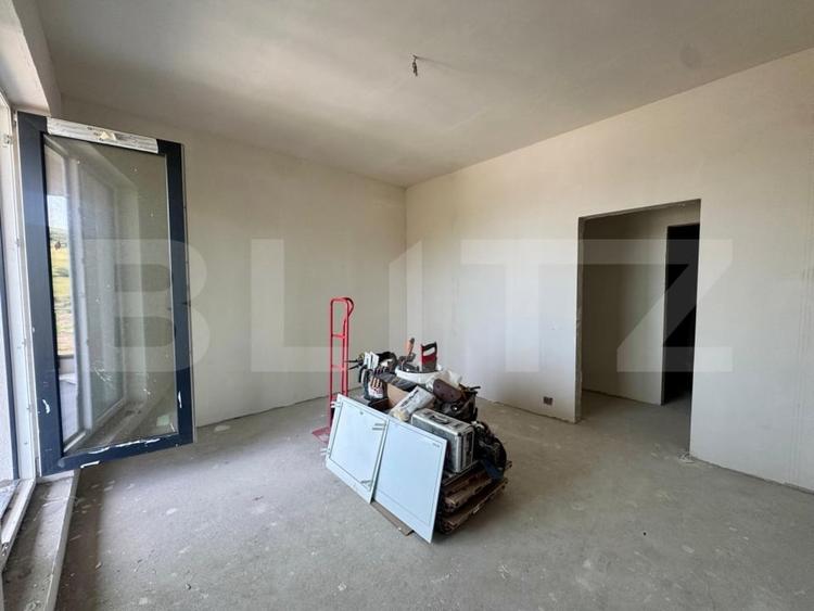 Penthouse cu 3 camere decomandat în Florești