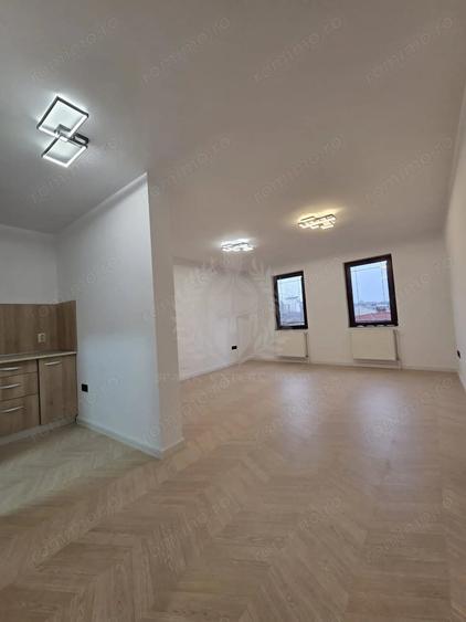 Spațiu comercial, de 200 mp, în Ultracentral