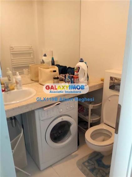 Apartament cu 3 camere semidecomandat în Calea Călărașilor