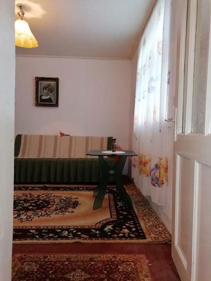 Casă cu 4 camere în Cosmești