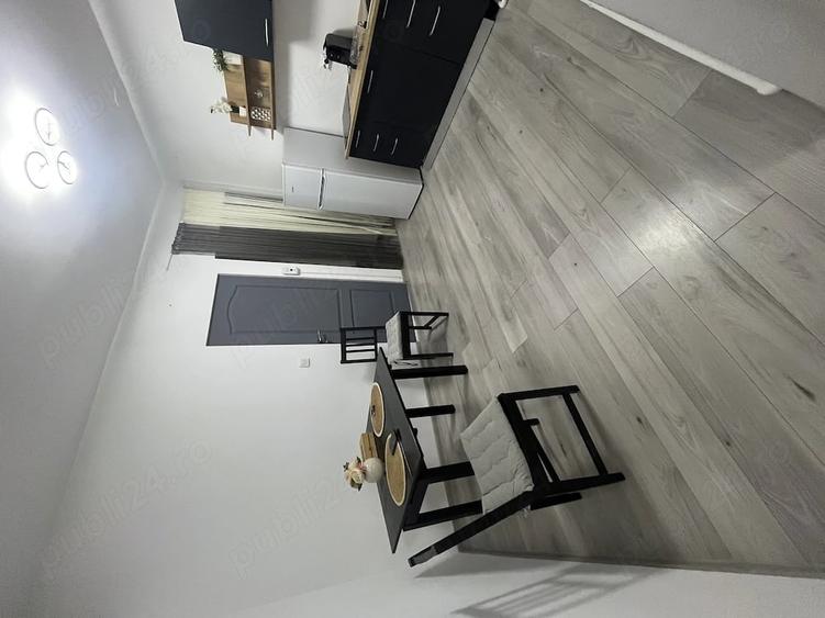 Apartament cu 2 camere semidecomandat în Cișmigiu