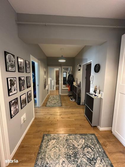 Apartament cu 3 camere decomandat în Metalurgiei