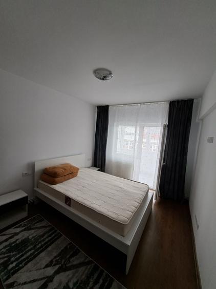 Apartament cu 2 camere decomandat în Exterior Vest