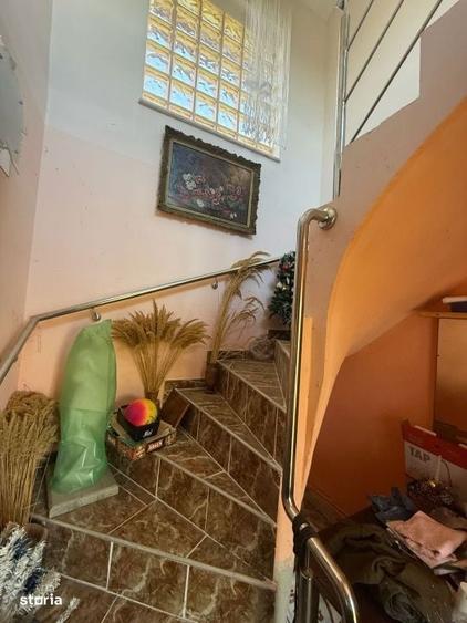Casă cu 3 camere cu Teren 1200 Mp în Pielești