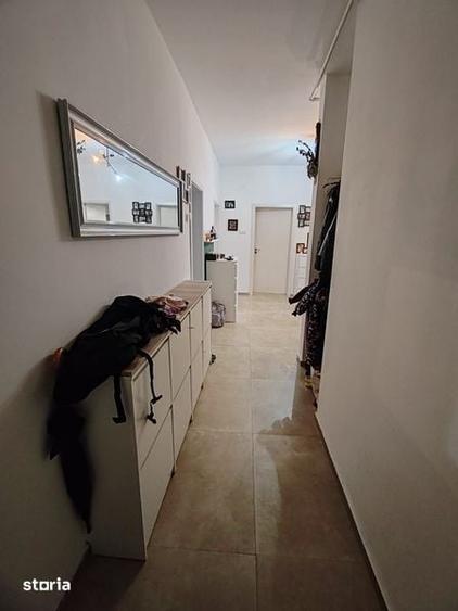 Apartament cu 3 camere în Ghiroda