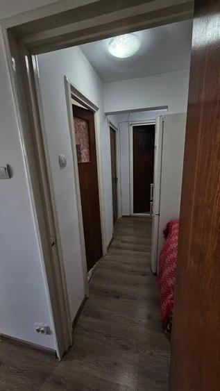 Apartament cu 2 camere decomandat în Drumul Taberei
