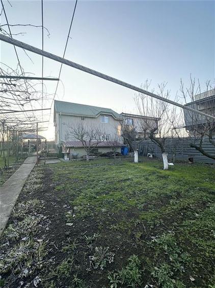 Casă individuală cu 4 camere cu Canalizare în Sud