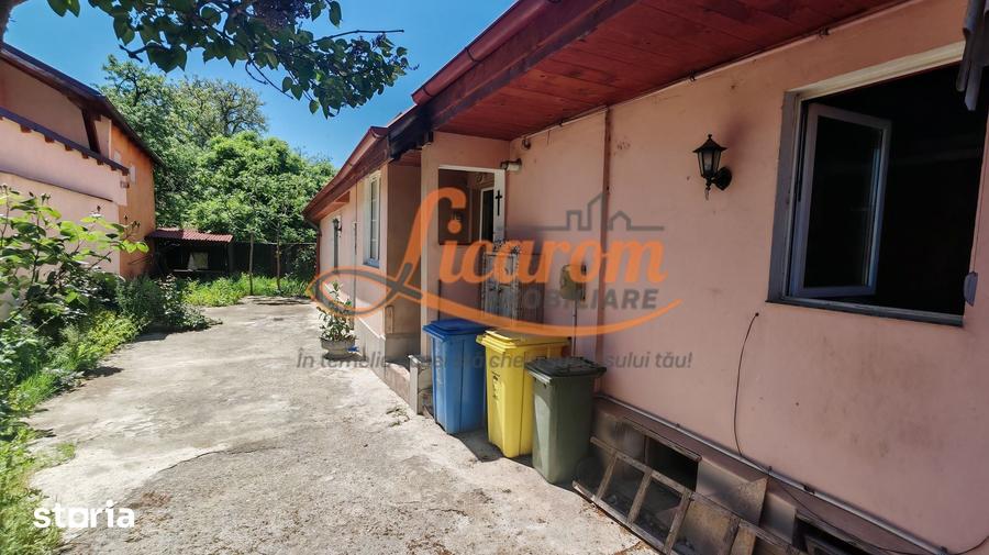 Casă cu 2 camere decomandat cu Teren 178 Mp în Cristian