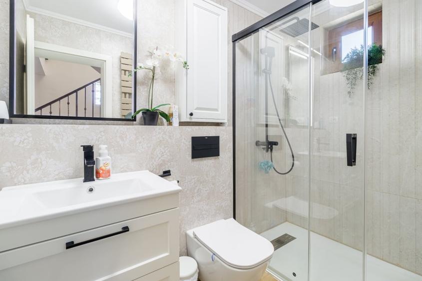 Casă individuală cu 4 camere cu Teren 464 Mp în Belciugatele