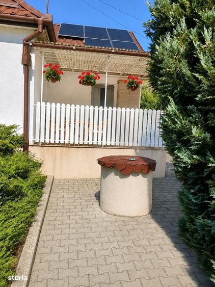 Casă cu 4 camere cu Teren 1100 Mp în Central