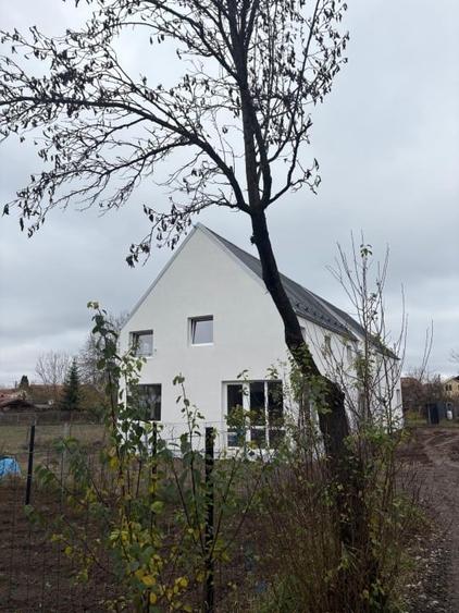 Casă individuală cu 4 camere cu Teren 600 Mp în Sângeorgiu de Mureș