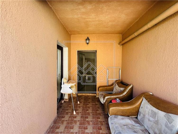 Apartament cu 2 camere decomandat în Șelimbăr