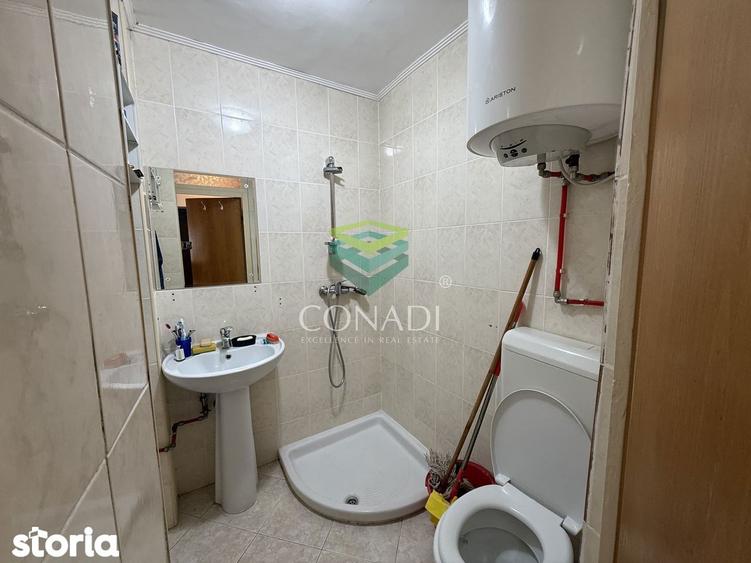 Apartament cu 4 camere decomandat în Eminescu