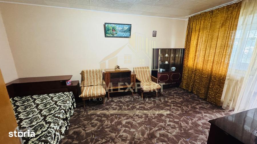 Apartament cu 2 camere decomandat în Central