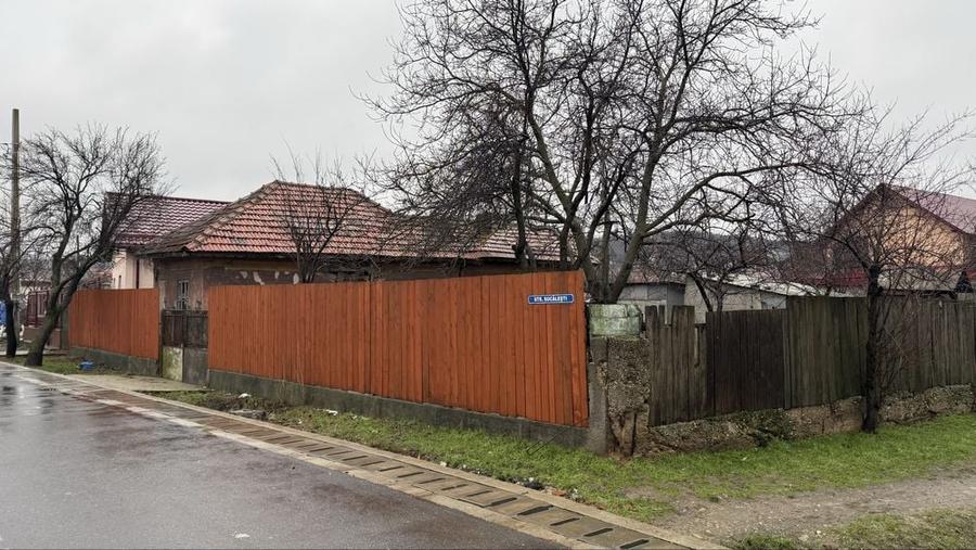 Spațiu comercial, în Podari